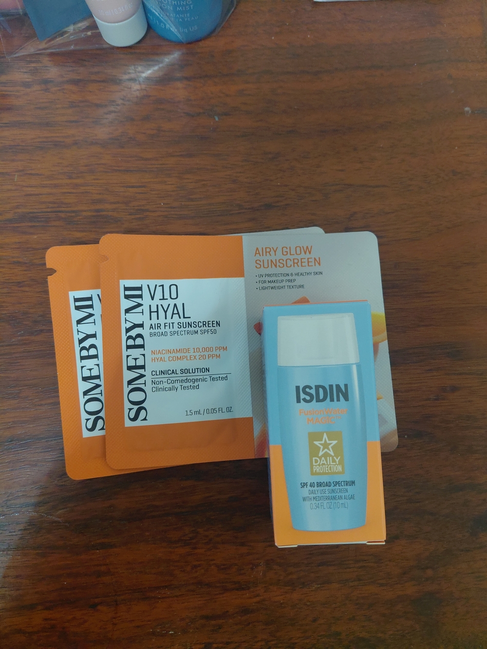 ISDIN Fuscion Magic SPF 40 & 2 SPF 50 Airy Glow Sunscreen FOR FREE